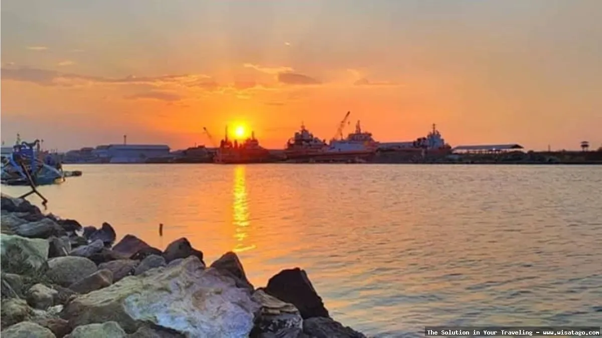 wisata Pantai Zora yang memukau