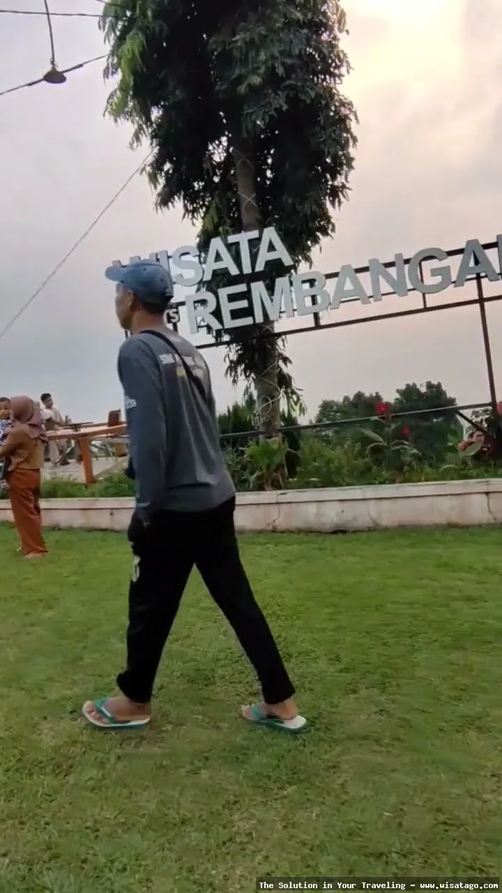 Wisata Pantai Zora, pasir putih menawan