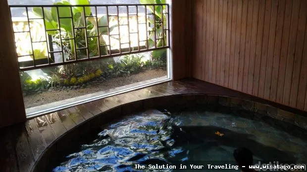 Wisata Pemandian Air Panas Cangar alami