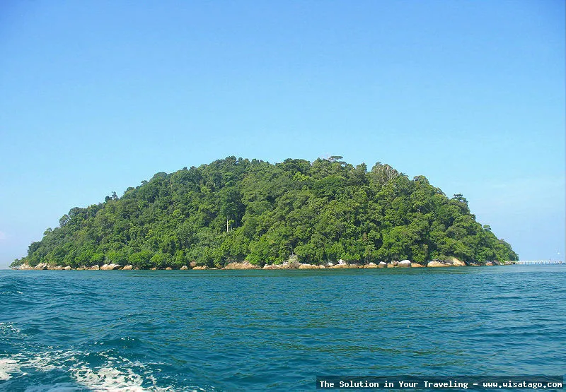 Wisata Pulau Berhala, pantai yang indah