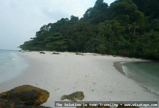 wisata Pulau Berhala, pantai yang indah