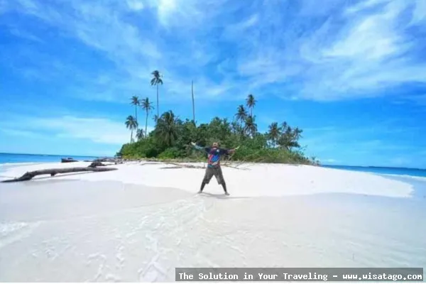 wisata Pulau Biawak Indramayu Jabar eksotis