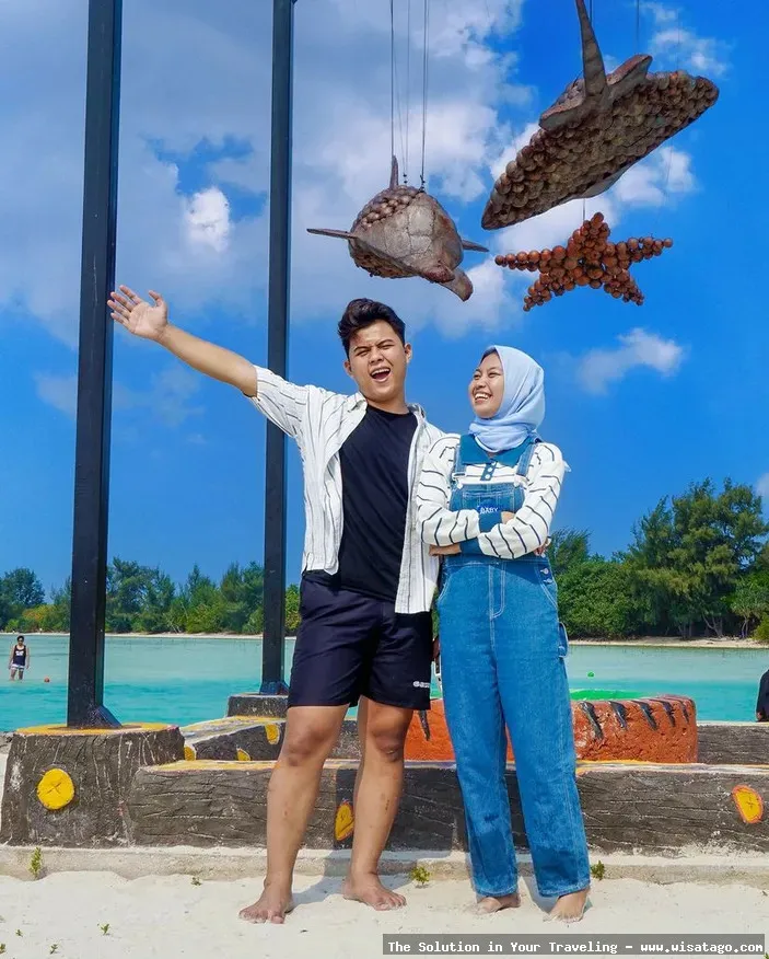 wisata Pulau Biawak Indramayu Jabar menawan