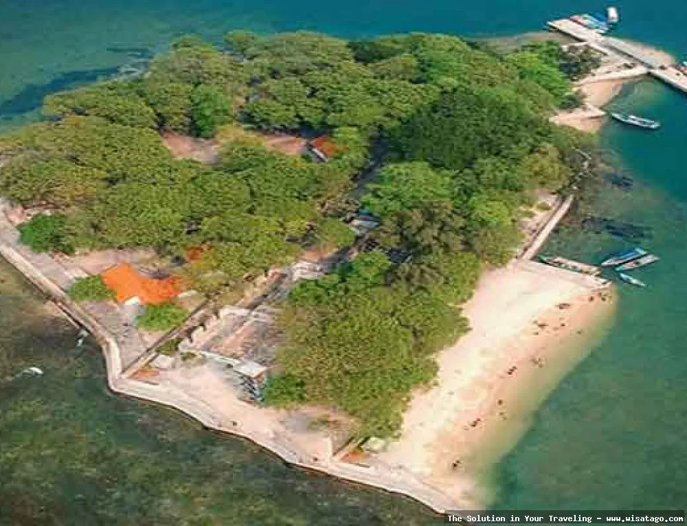 wisata Pulau Cipir yang memukau