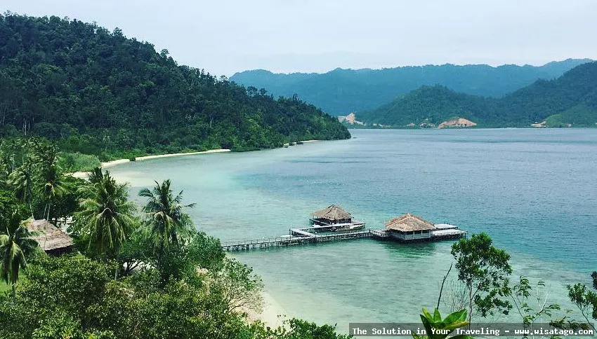Wisata Pulau Cubadak yang menawan.