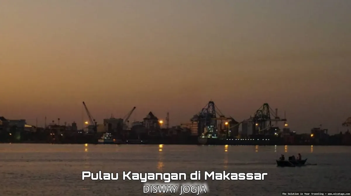 Wisata Pulau Kayangan yang mempesona.