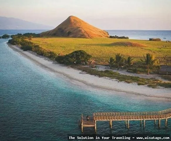 Wisata Pulau Kenawa yang memukau