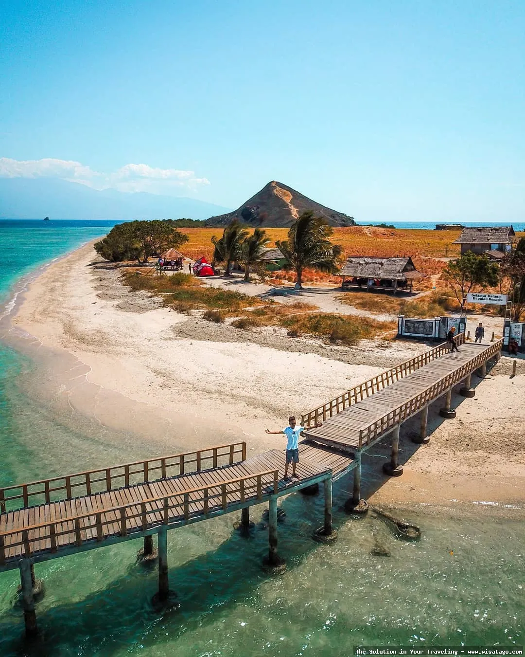 wisata Pulau Kenawa yang mempesona