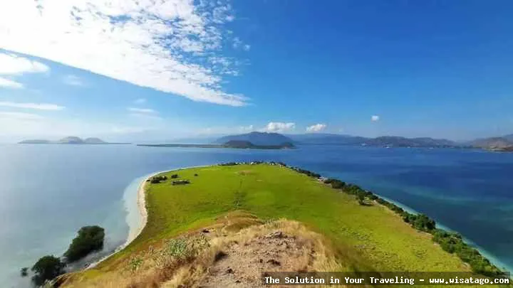 Wisata Pulau Kenawa yang mempesona.