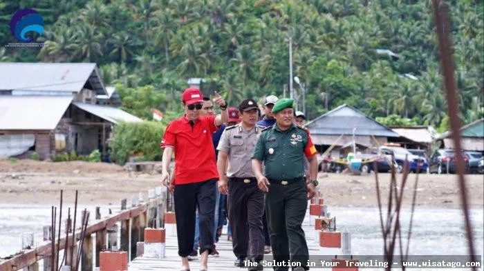 Wisata Pulau Lampu: pantai eksotis memukau