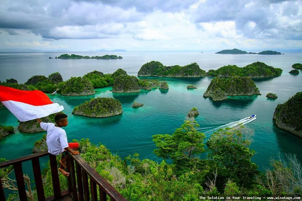 Wisata Pulau Laut yang memukau.