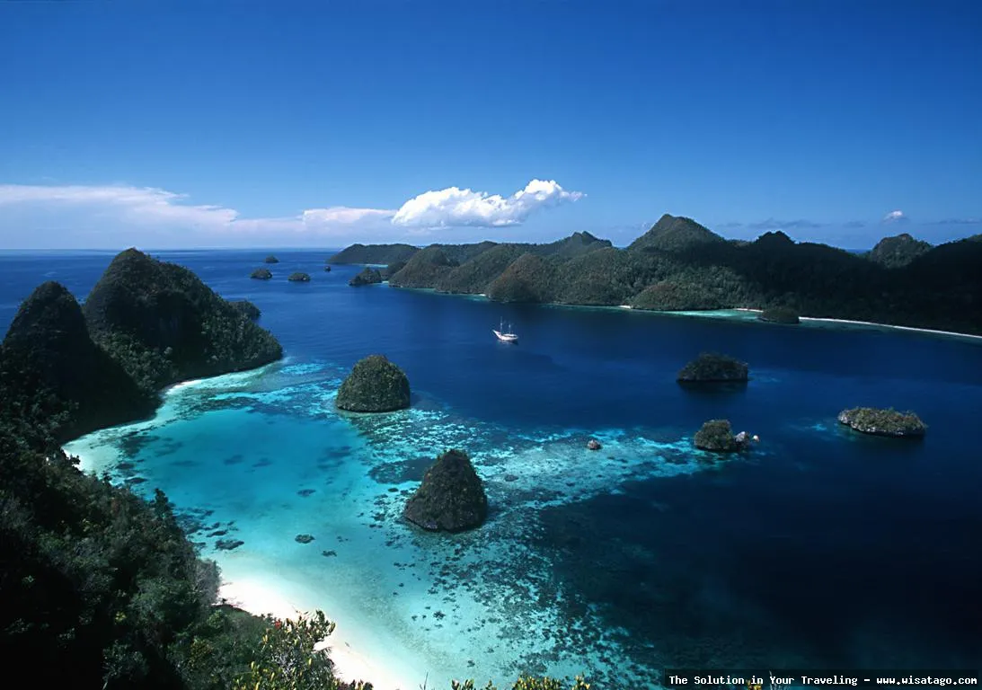 Wisata Pulau Laut, pantai eksotis