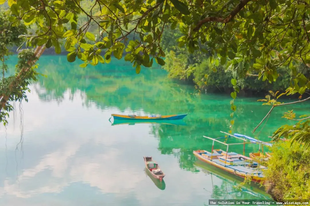 Wisata Pulau Muna: pantai pasir putih