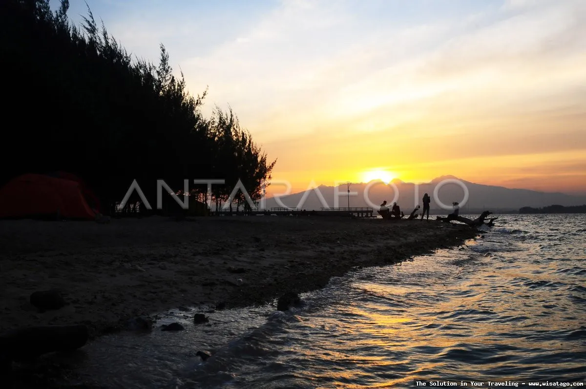 Wisata Pulau Panjang, pantai yang indah