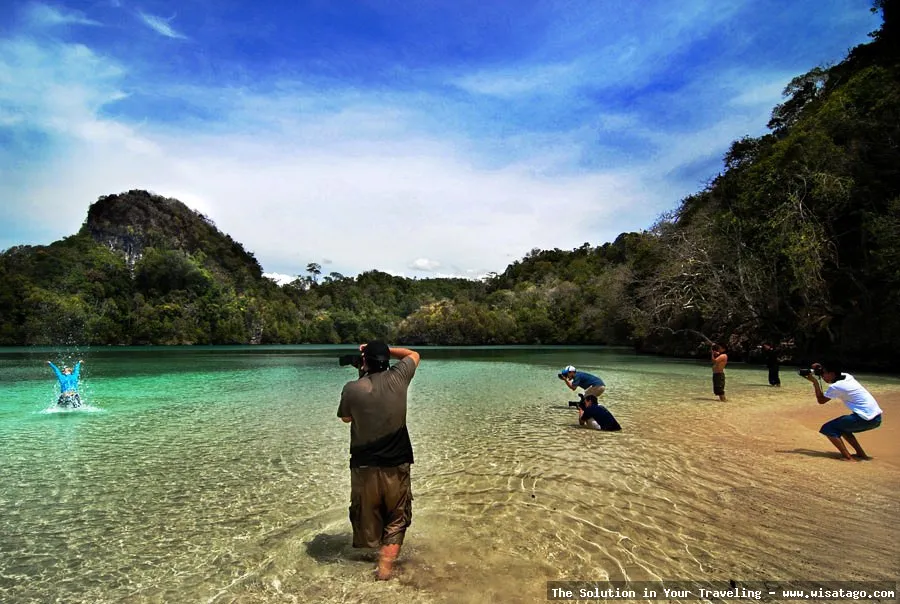 wisata Pulau Sempu yang mempesona
