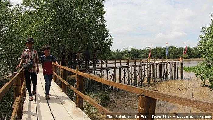 wisata Pulau Semut yang memukau