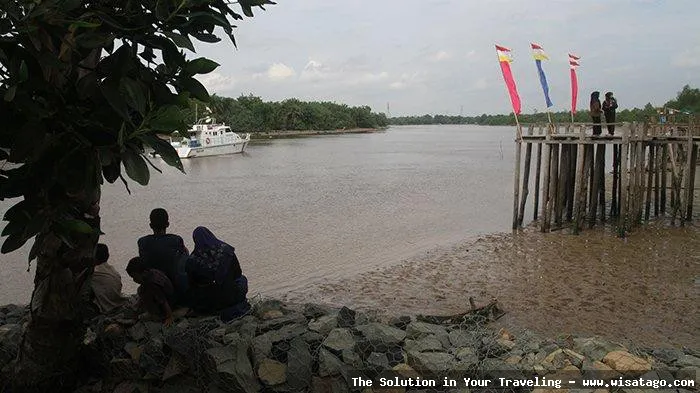 Wisata Pulau Semut yang memukau