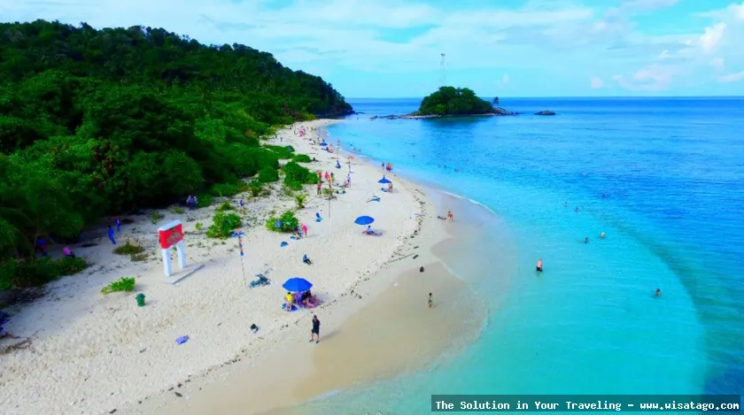 wisata Pulau Senoa yang mempesona