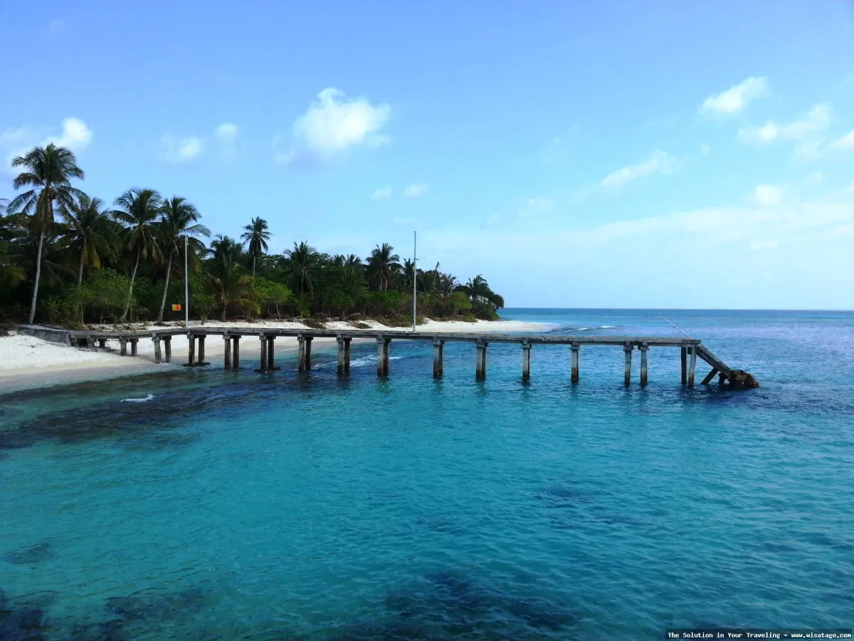 wisata Pulau Senoa yang mempesona