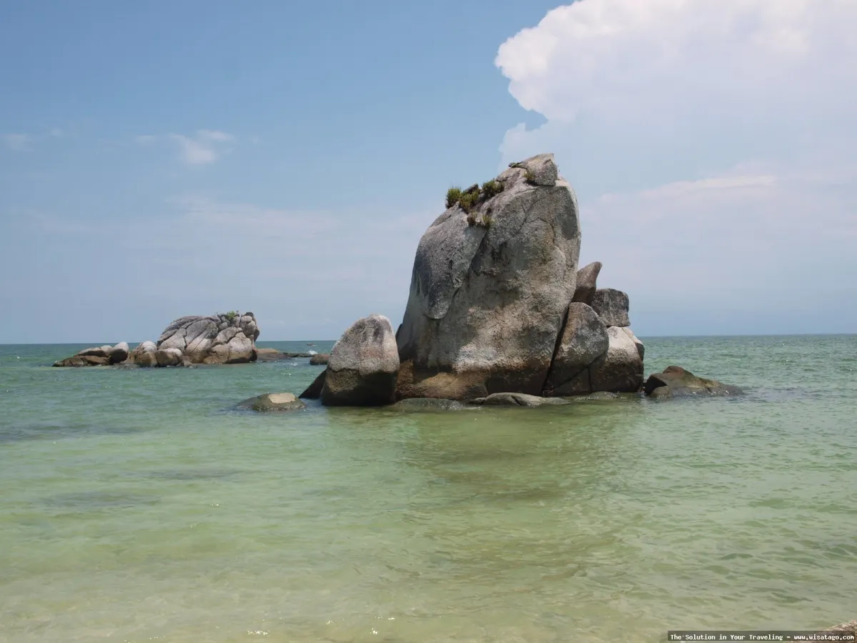 Wisata Pulau Serak, pantai yang indah