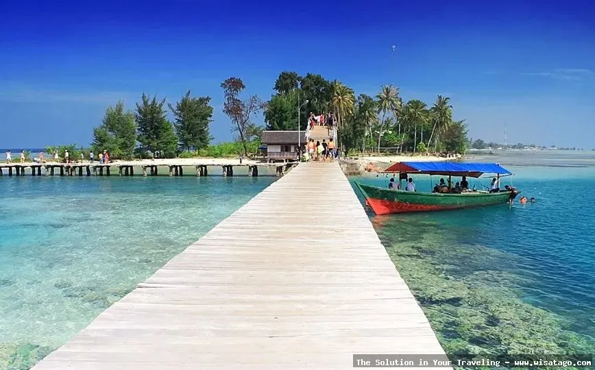 Wisata Pulau Serak yang mempesona.