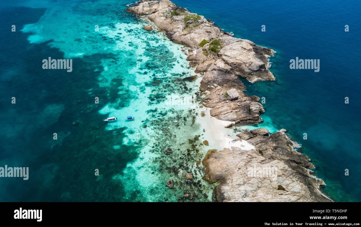 Wisata Pulau Tokong Belayar yang memukau