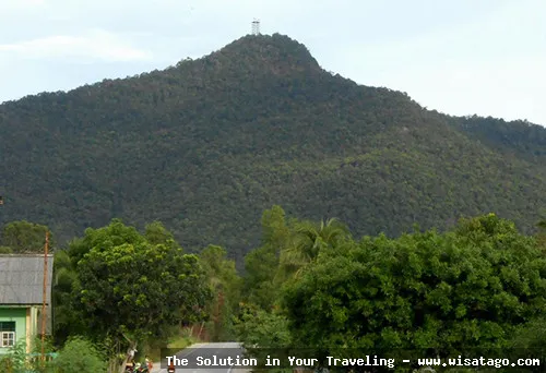 wisata Puncak Gunung Jantan menawan