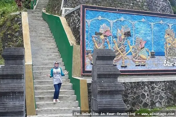 wisata Puncak Suroloyo, pemandangan menakjubkan