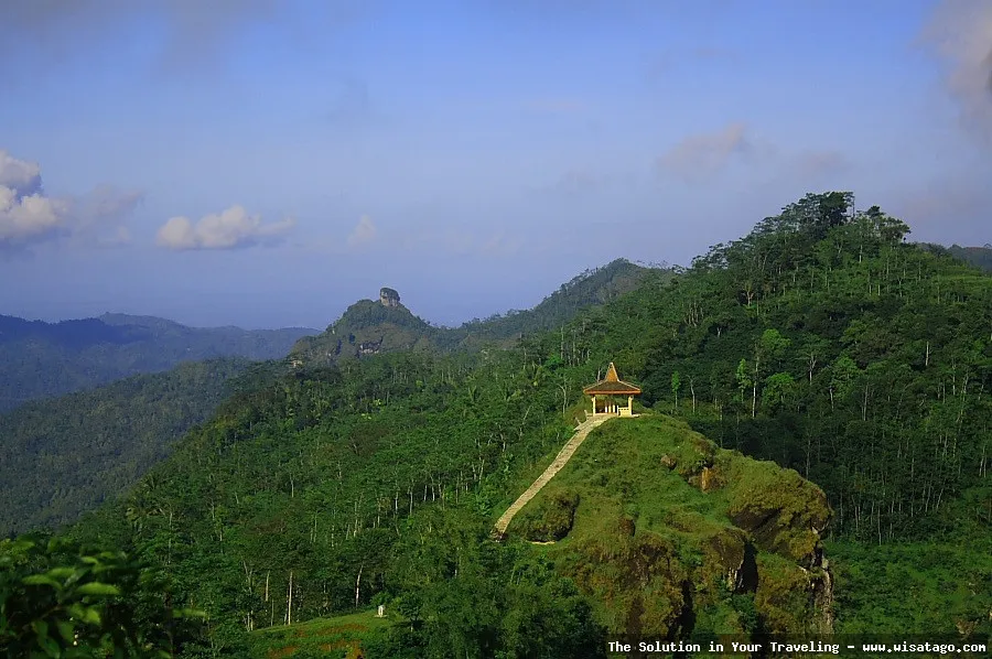 Wisata Puncak Suroloyo, pemandangan menakjubkan