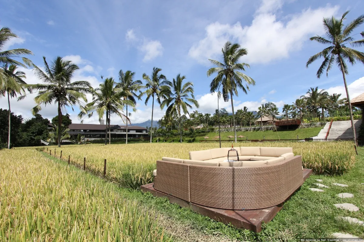 Wisata Secret Garden Village yang indah