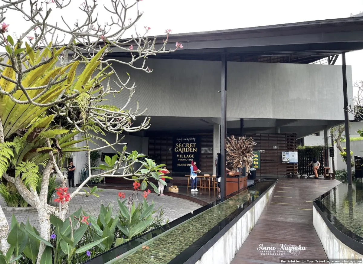 Wisata Secret Garden Village yang mempesona