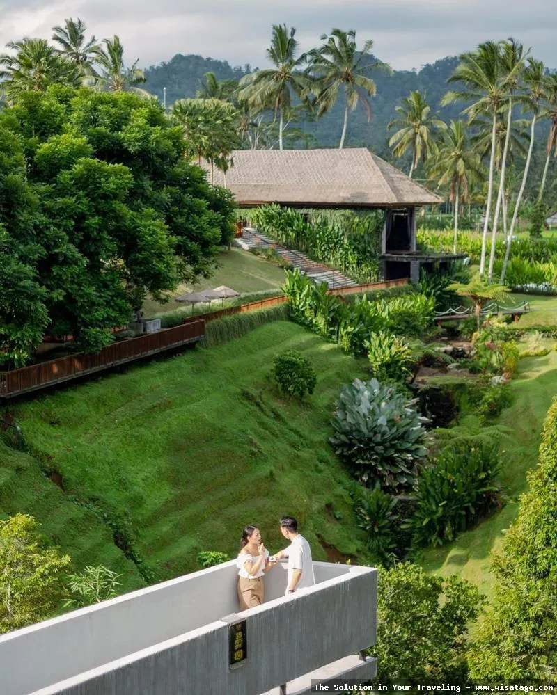 Wisata Secret Garden Village yang indah.