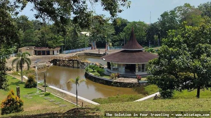 wisata Taman Pagoda Dabo Singkep indah