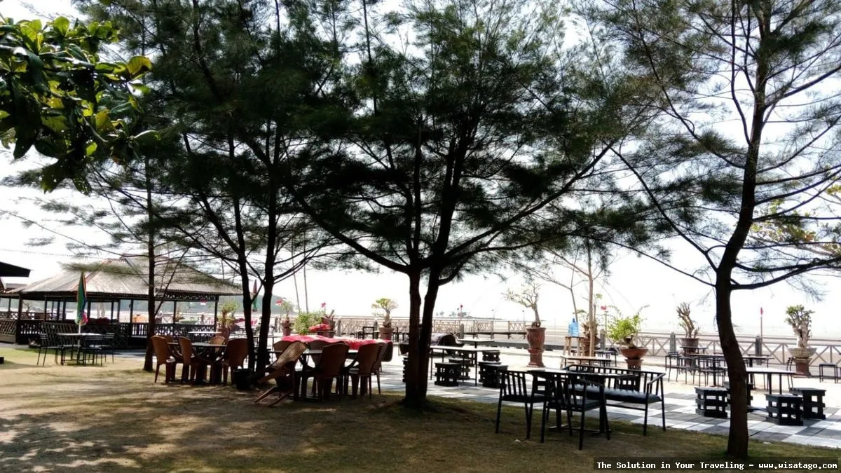 wisata Taman Pagoda Dabo Singkep indah
