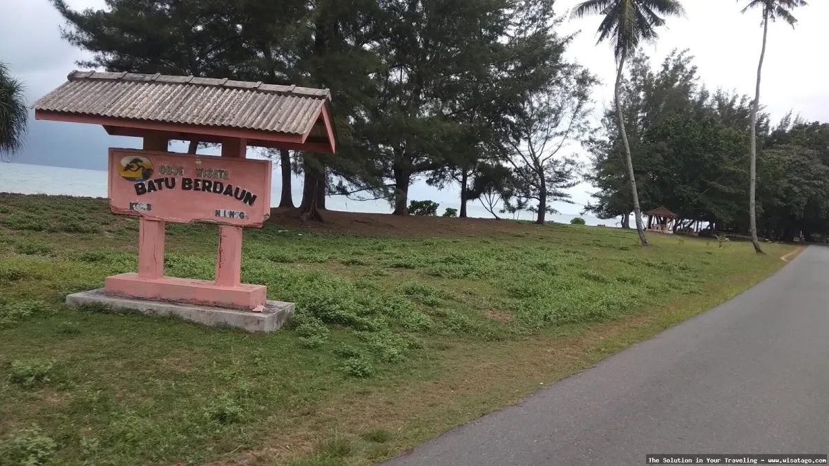 wisata Taman Pagoda Dabo Singkep indah