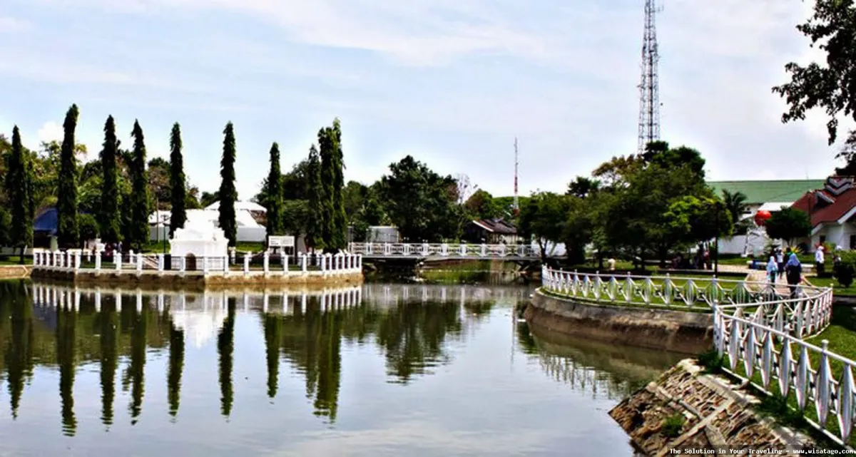 Wisata Taman Putroe Phang yang indah