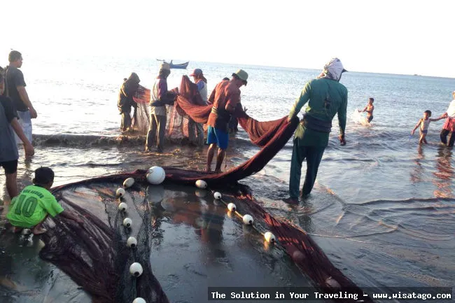 wisata TARIK PUKAT DESA SUA SUA seru