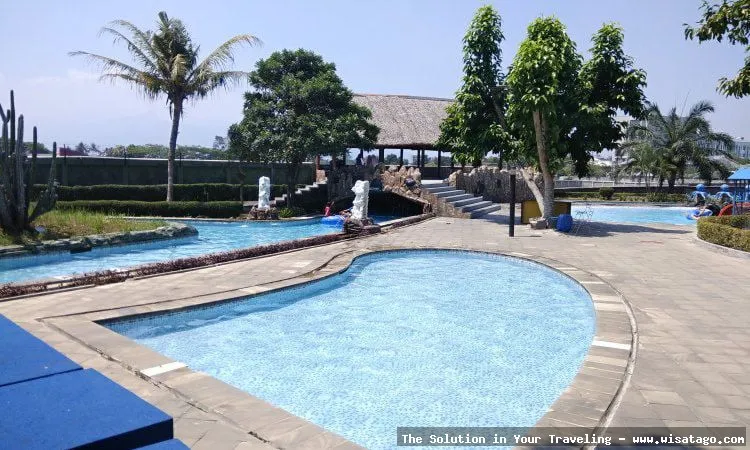 Wisata TeeJay Waterpark seru dan menyenangkan