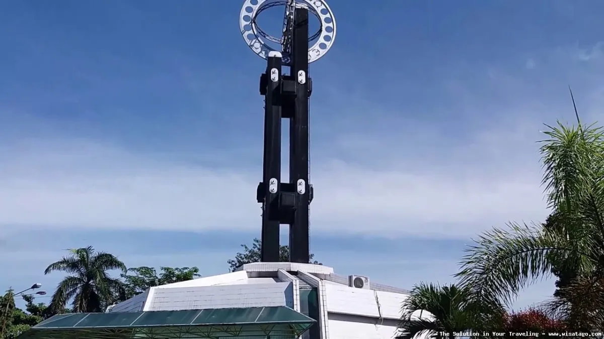 Wisata Tugu Khatulistiwa, ikon kota Pontianak