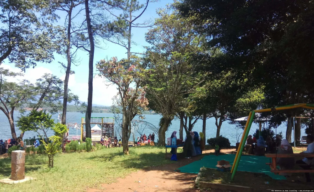 Wisata Waduk Darma yang indah mempesona