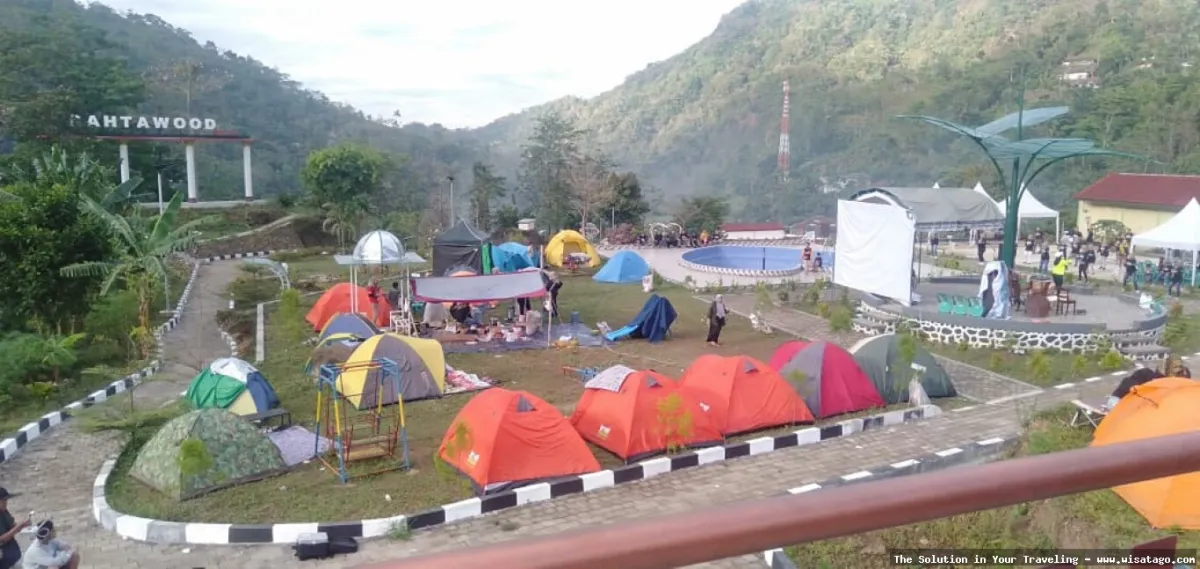 wisata Warkop BUMDes Karya Bersama asri
