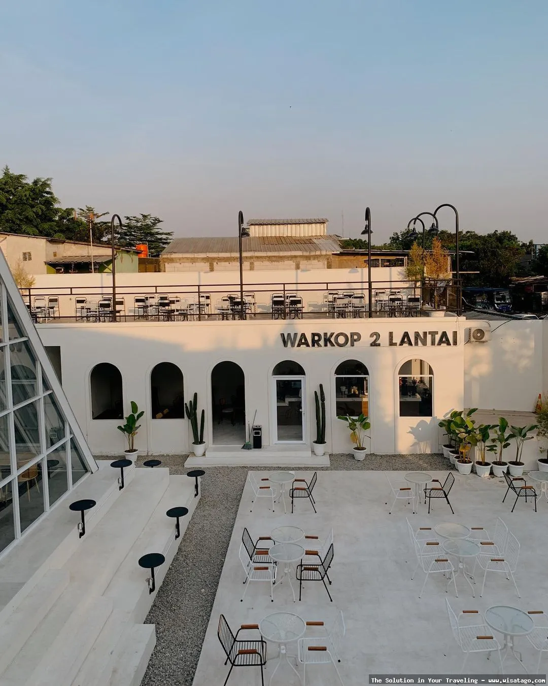 wisata Warkop Mak Jamil yang ramai
