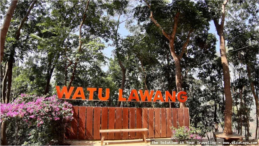 Wisata Watu Lawang, pemandangan indah.