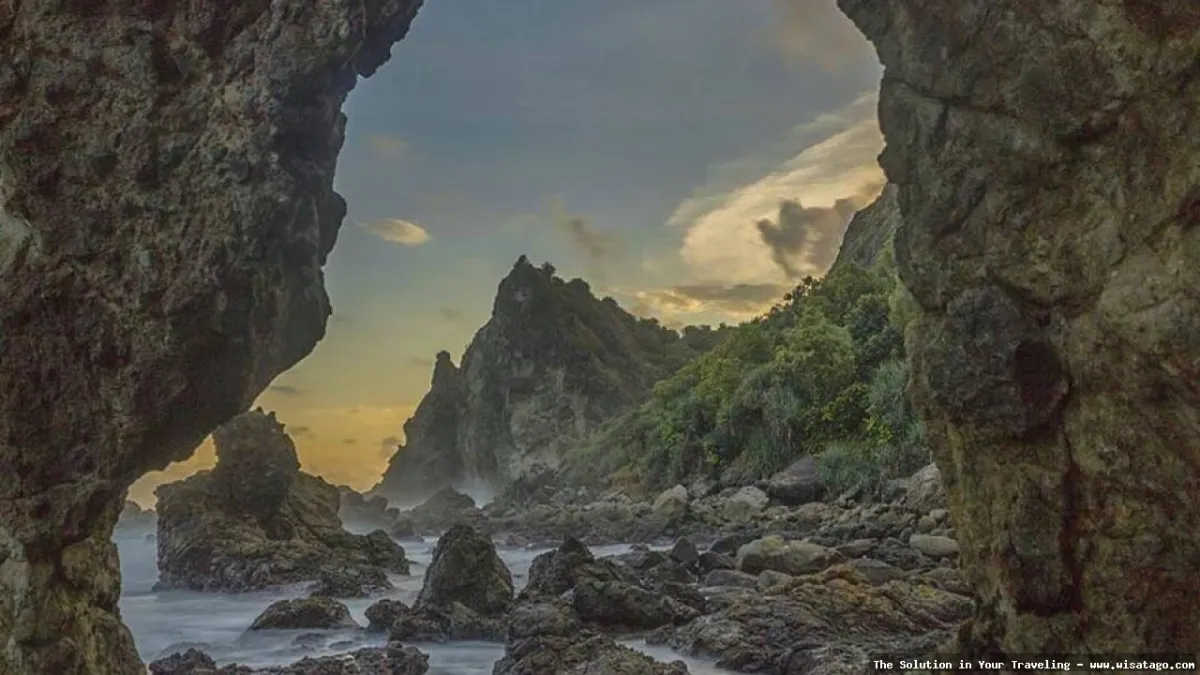 Wisata Watu Lawang yang menawan.