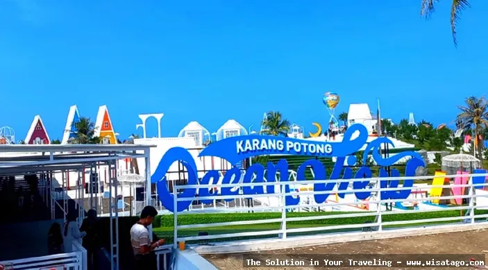 Wisata Pantai Bersejarah Desa Naibos indah