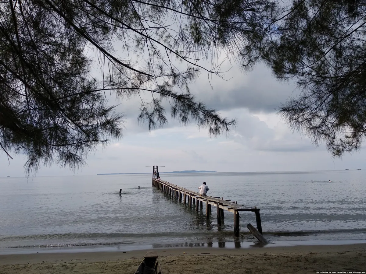 wisata Yunan Cafe Pantai Ganting indah