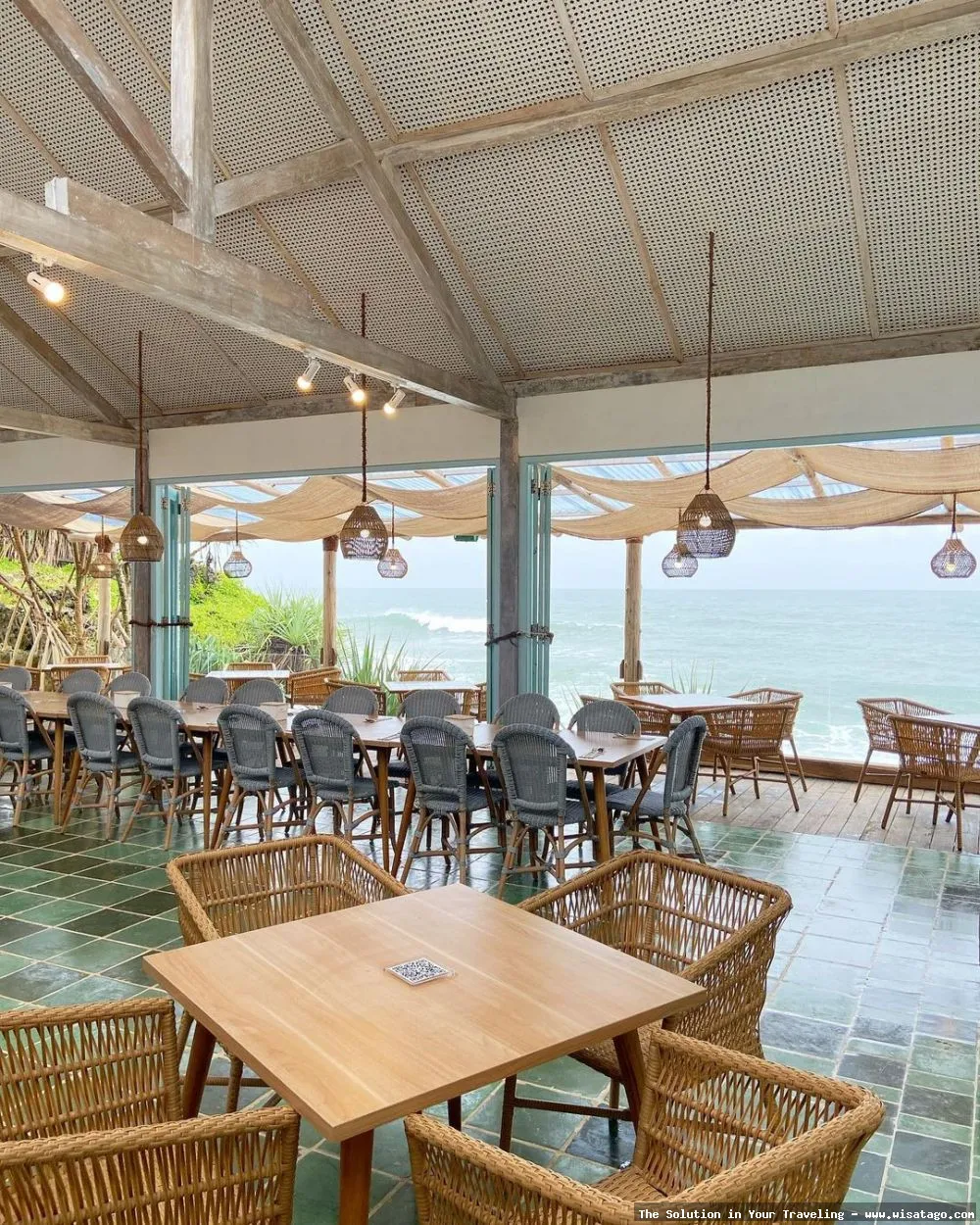 Yunan Cafe Pantai Ganting memukau.